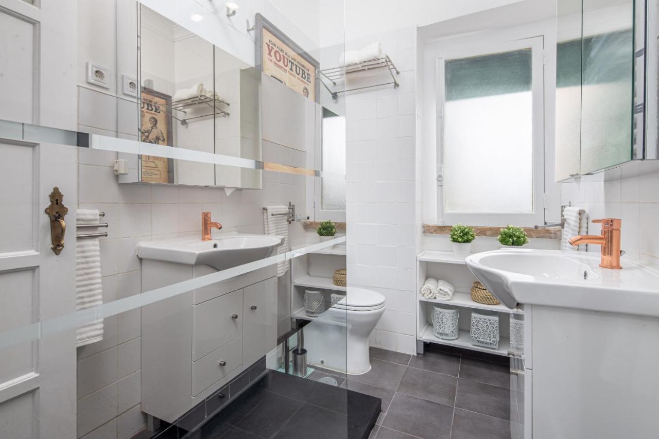 Classy 4bdr W/ Balcony By Lovelystay Lissabon