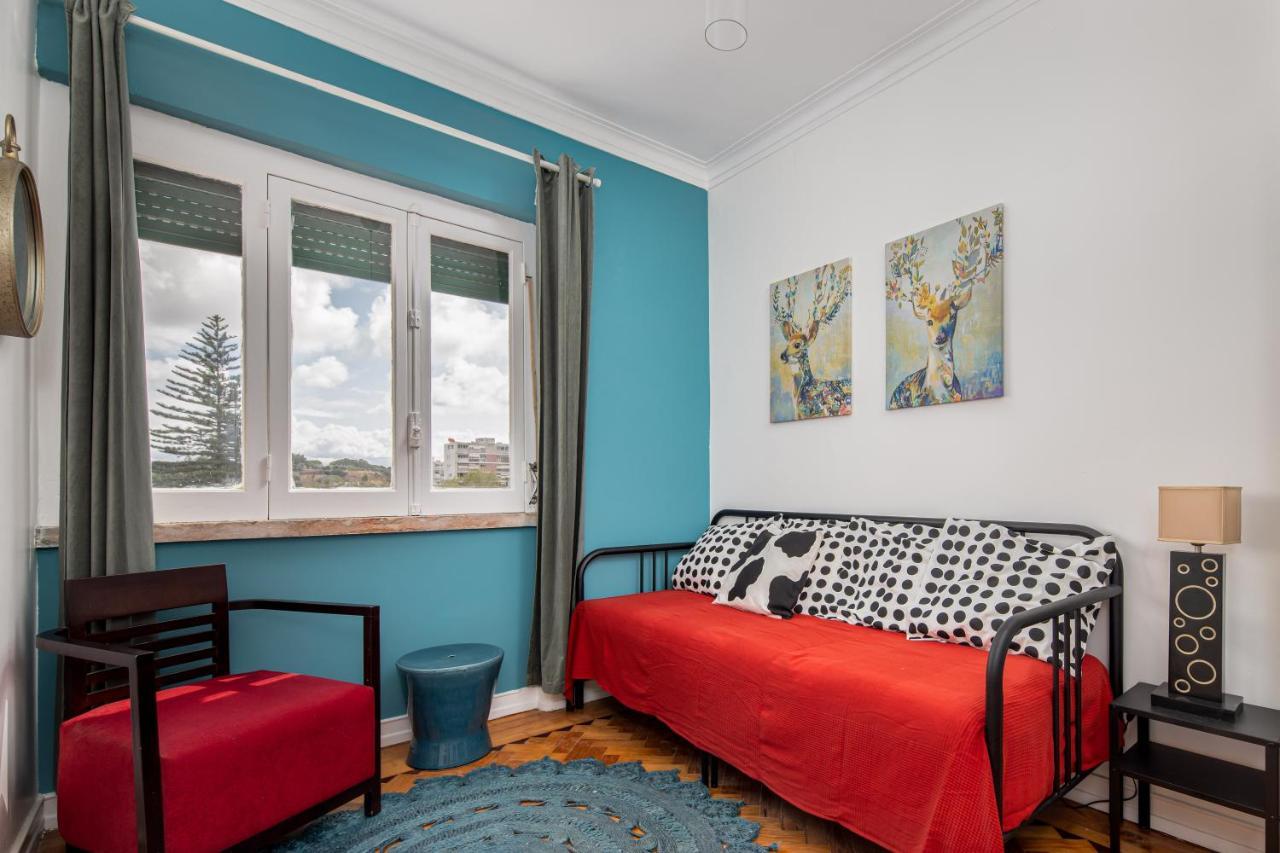 Apartamento Classy 4bdr W/ Balcony By Lovelystay *